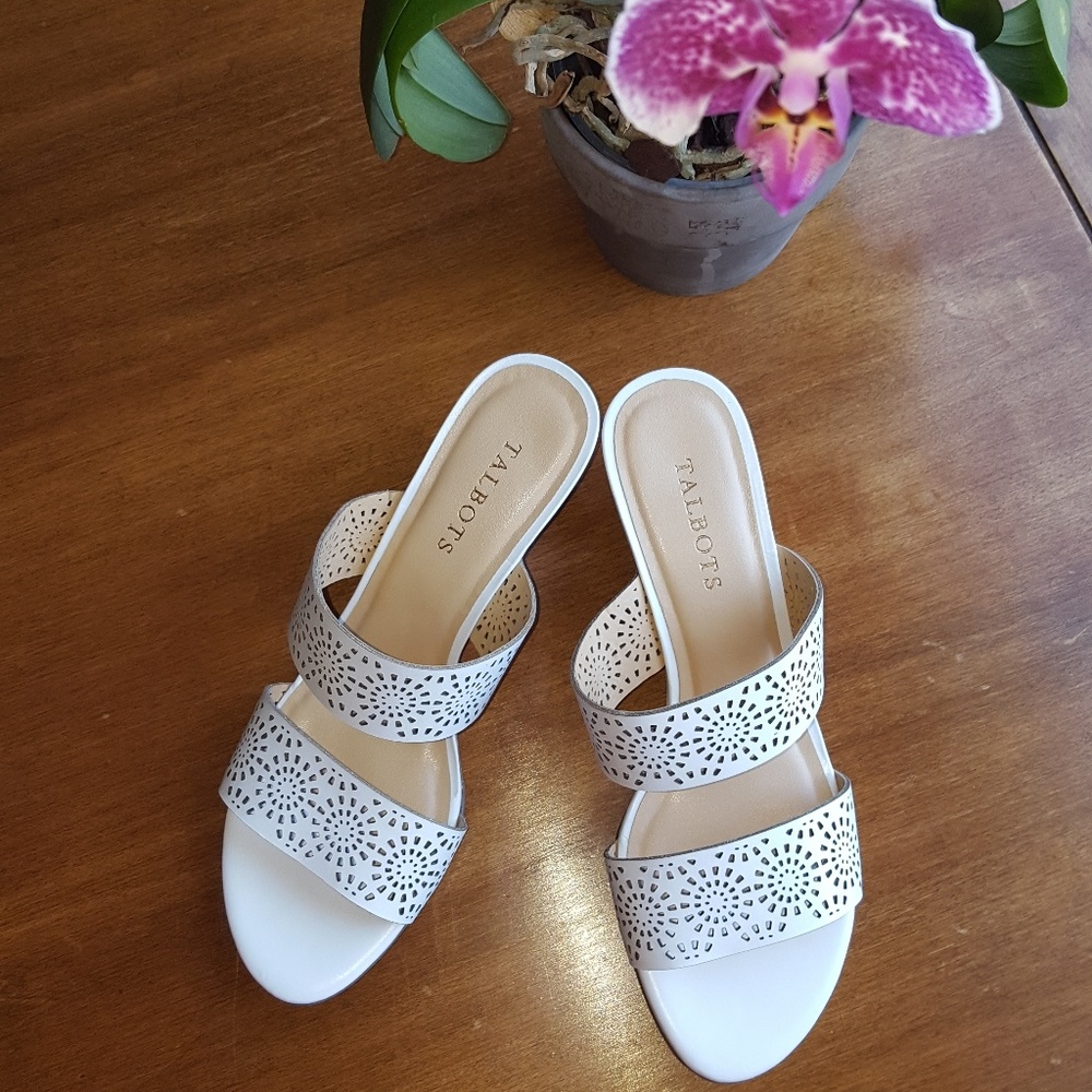Talbots White Wedges